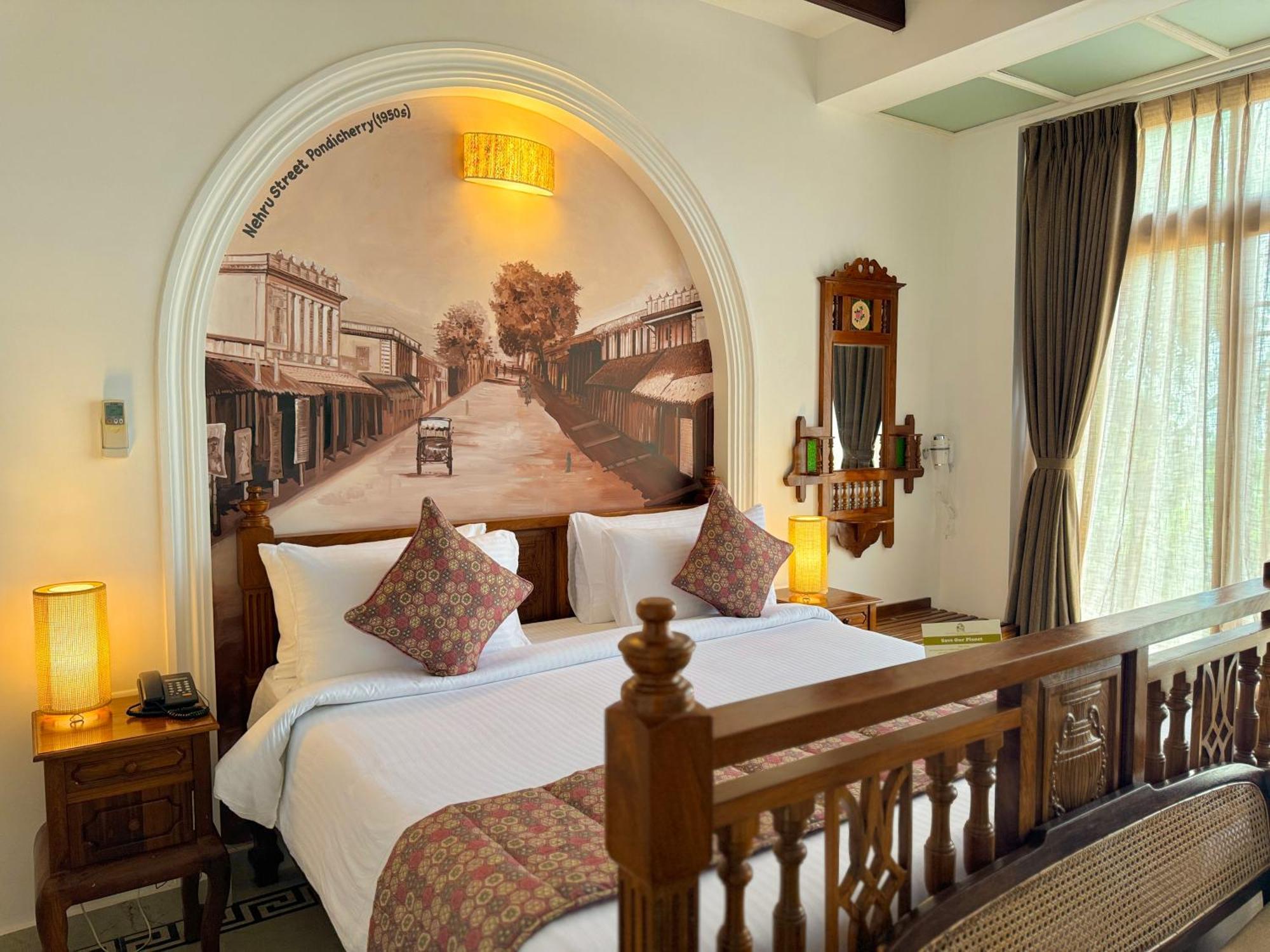 La Plage Seaview Suites Pondicherry Exterior photo