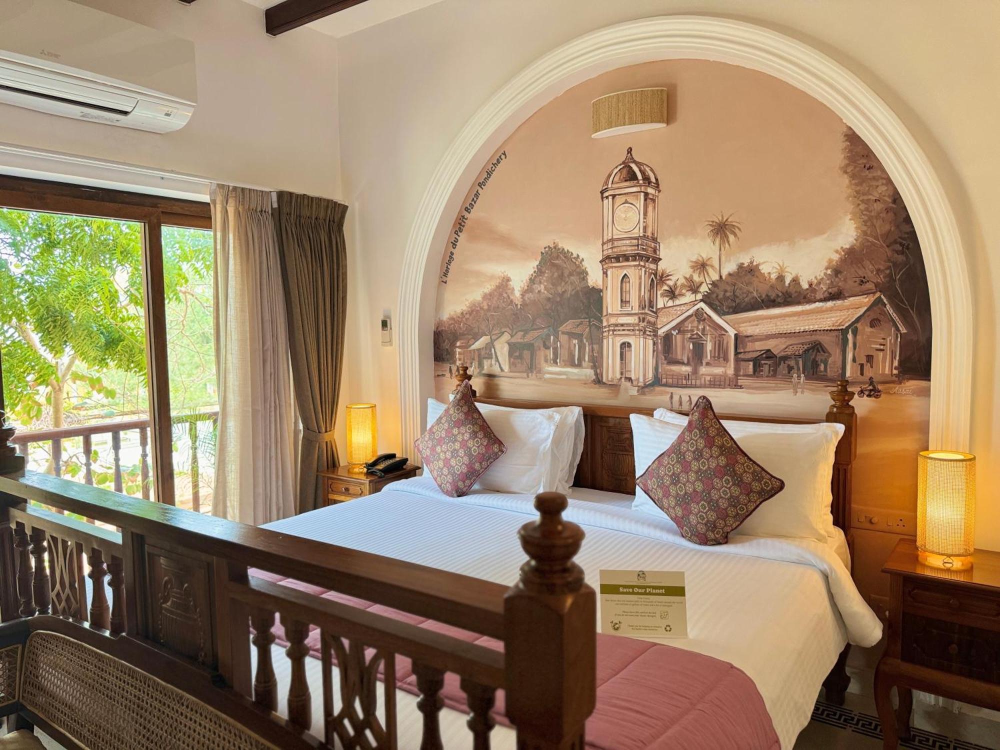 La Plage Seaview Suites Pondicherry Exterior photo
